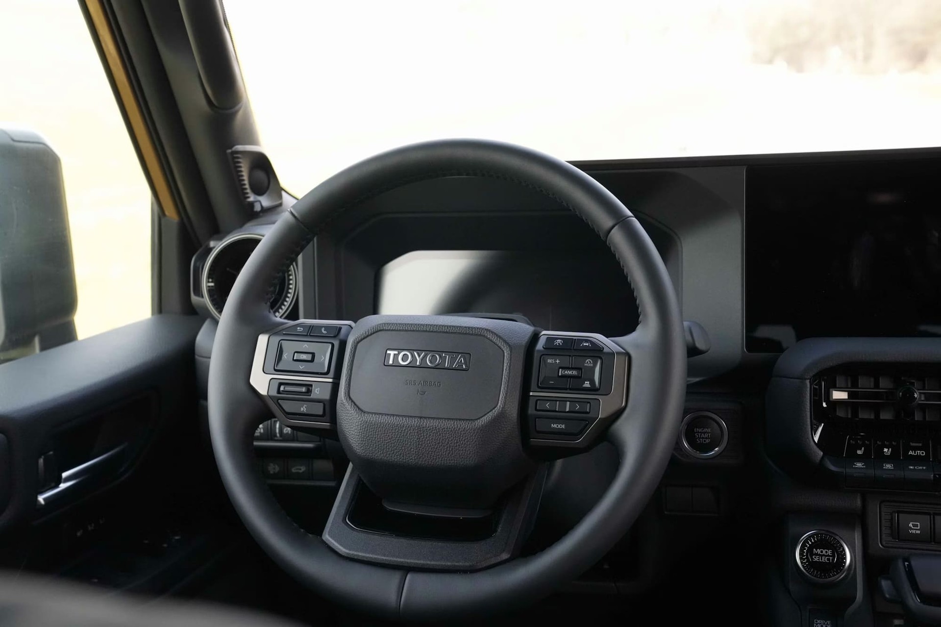 TOYOTA Land Cruiser 2.8TD First Edition-image-8