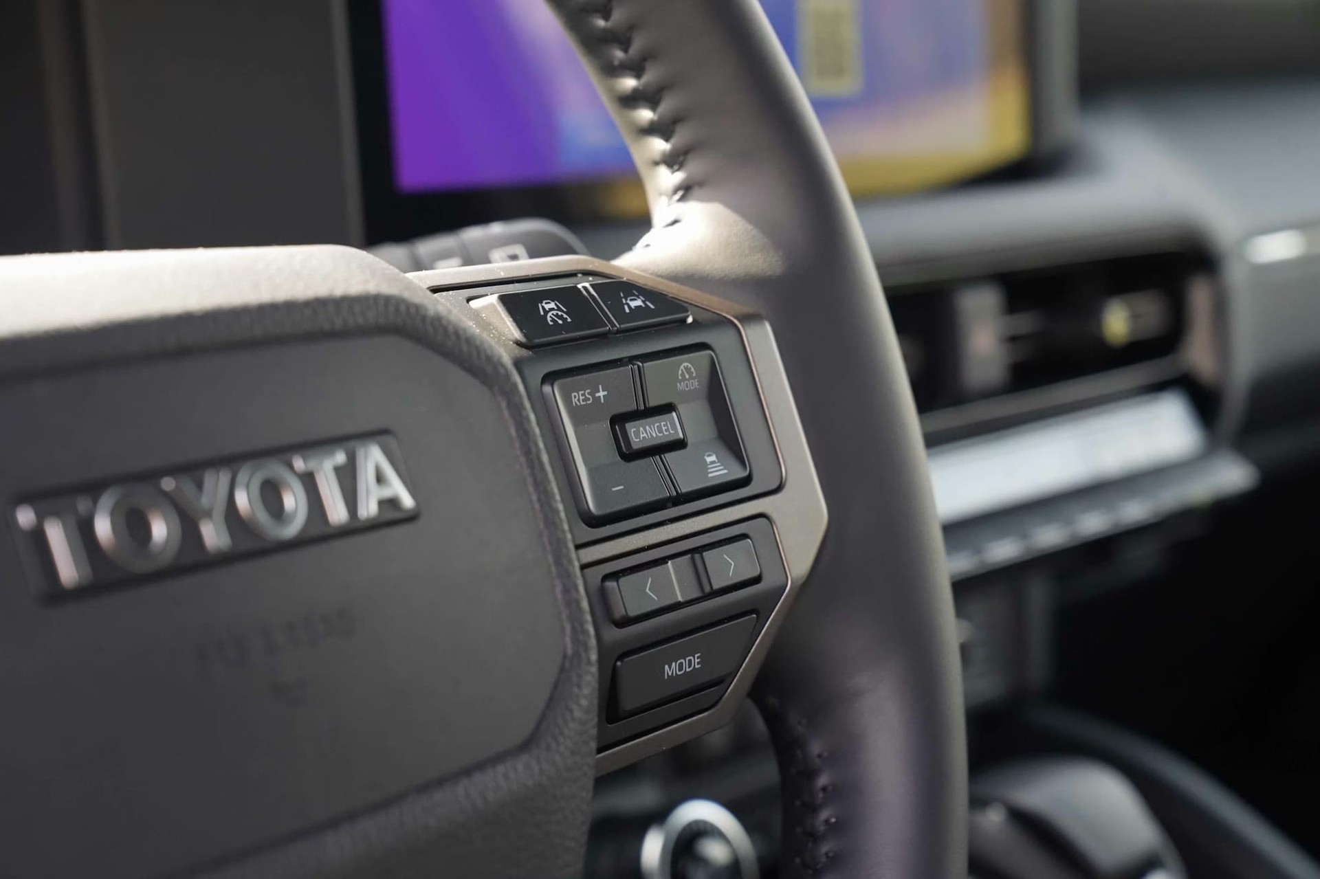 TOYOTA Land Cruiser 2.8TD First Edition-image-7