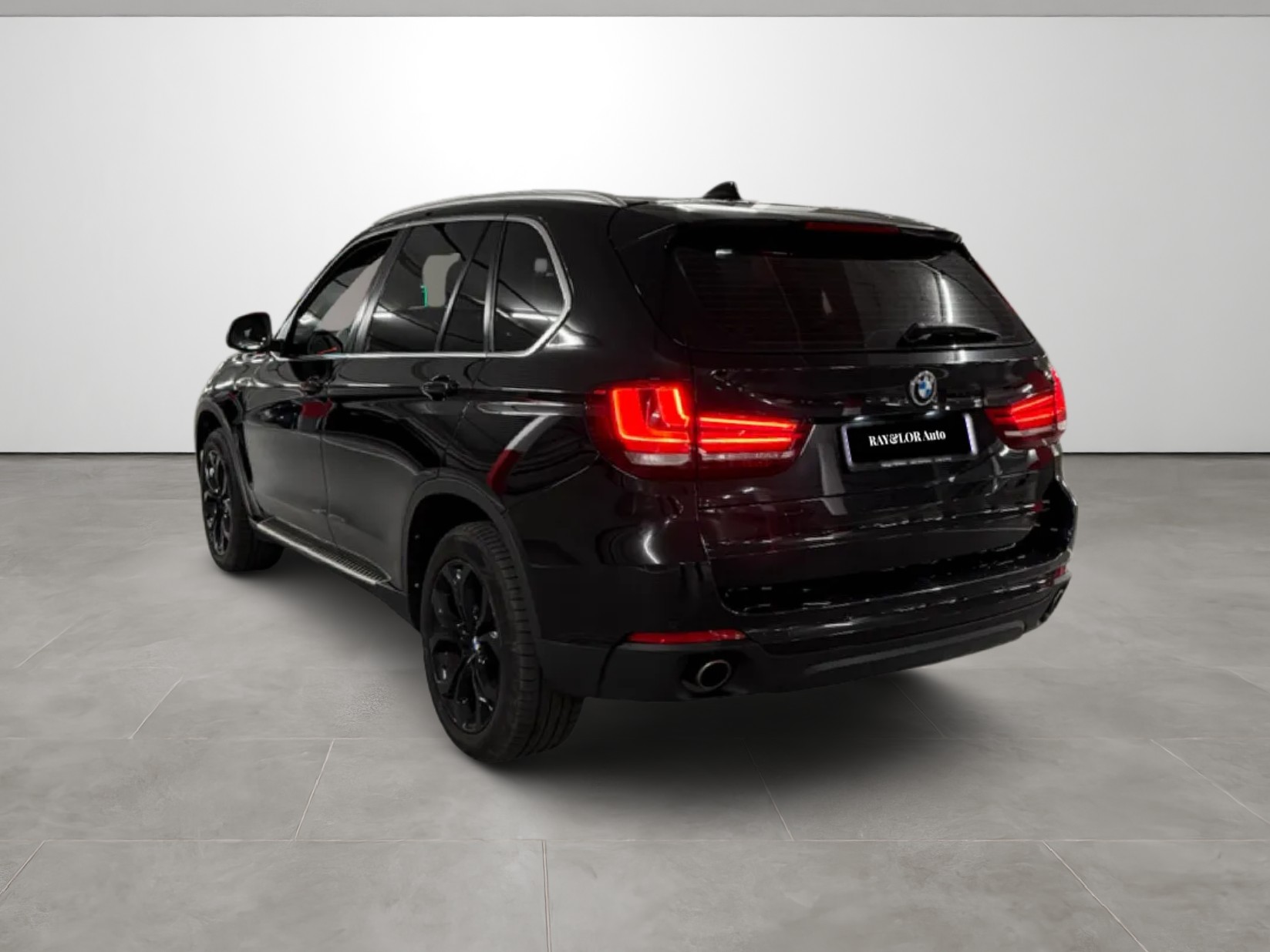 BMW X5 xDrive 30d Steptronic 7 place-image-5