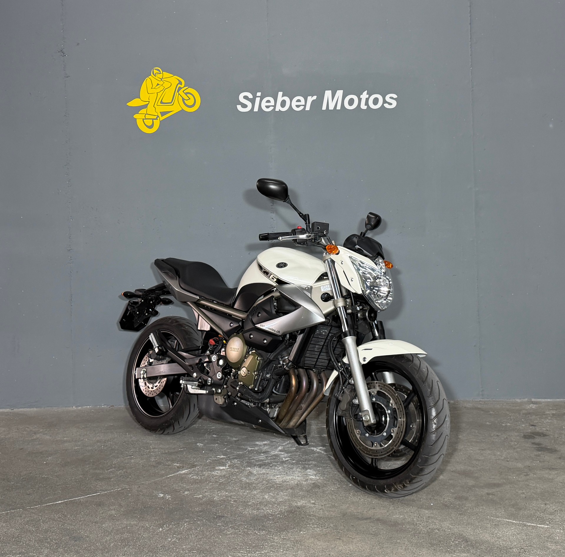 YAMAHA XJ 6 N ABS-image-1