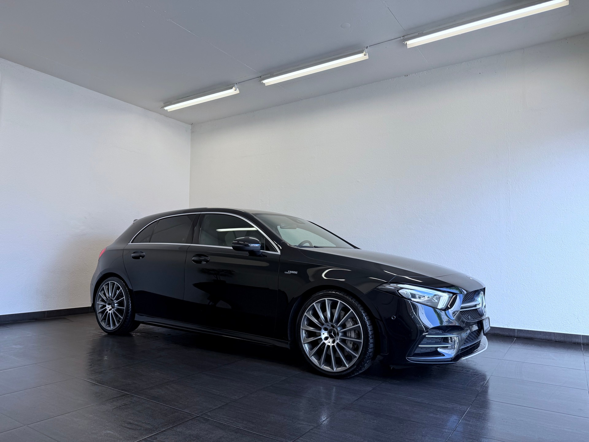 MERCEDES-BENZ A 35 AMG 4Matic Speedshift