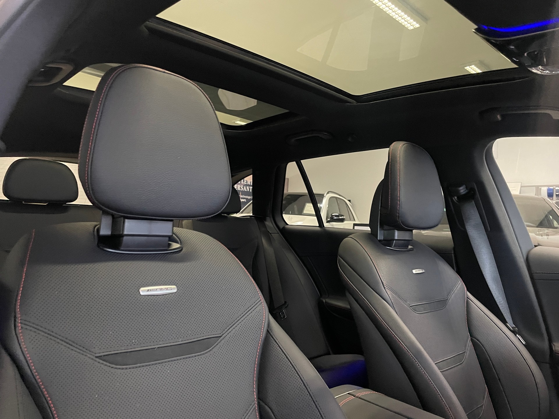 MERCEDES-BENZ C 43 AMG T 4 Matic Executive Edition-image-27