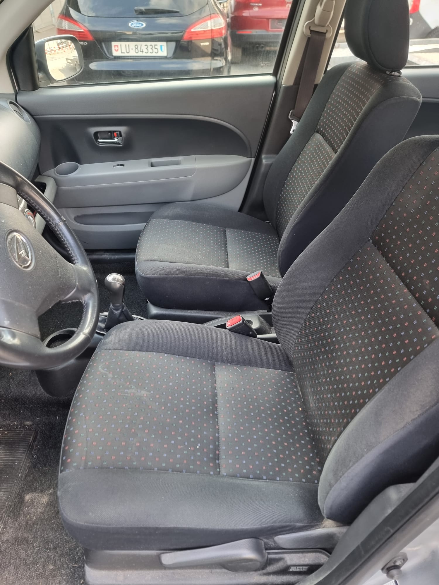 DAIHATSU Sirion 1.3 eco-4WD-image-9