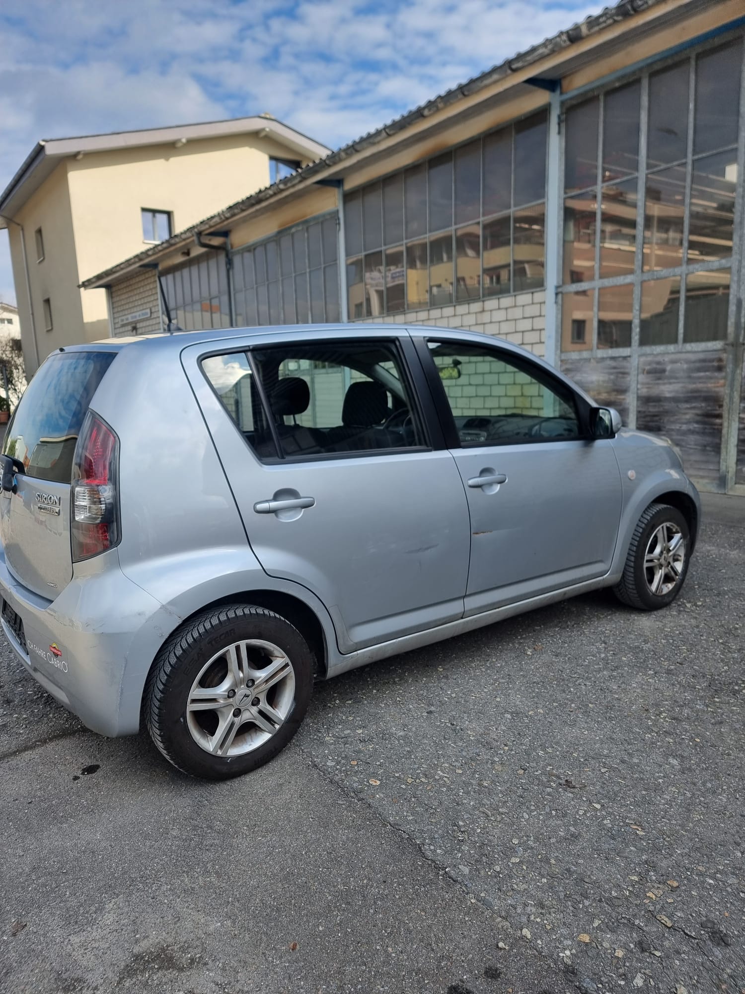 DAIHATSU Sirion 1.3 eco-4WD-image-4