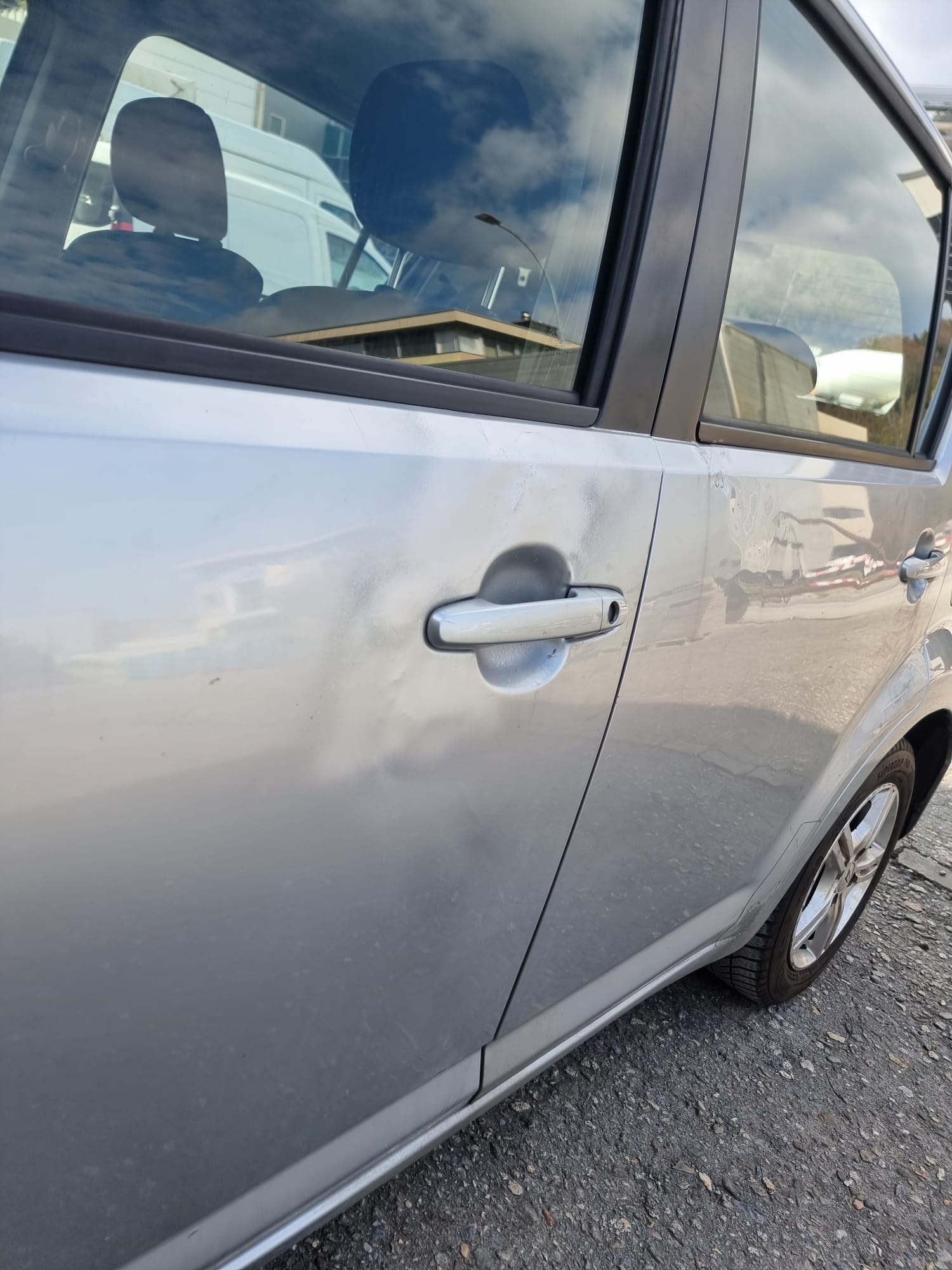 DAIHATSU Sirion 1.3 eco-4WD-image-6