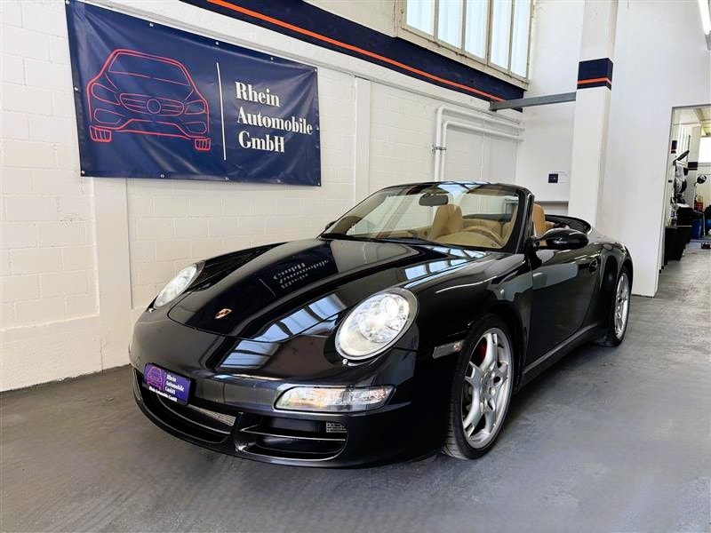 PORSCHE 911 Cabrio Carrera 4S-image-4