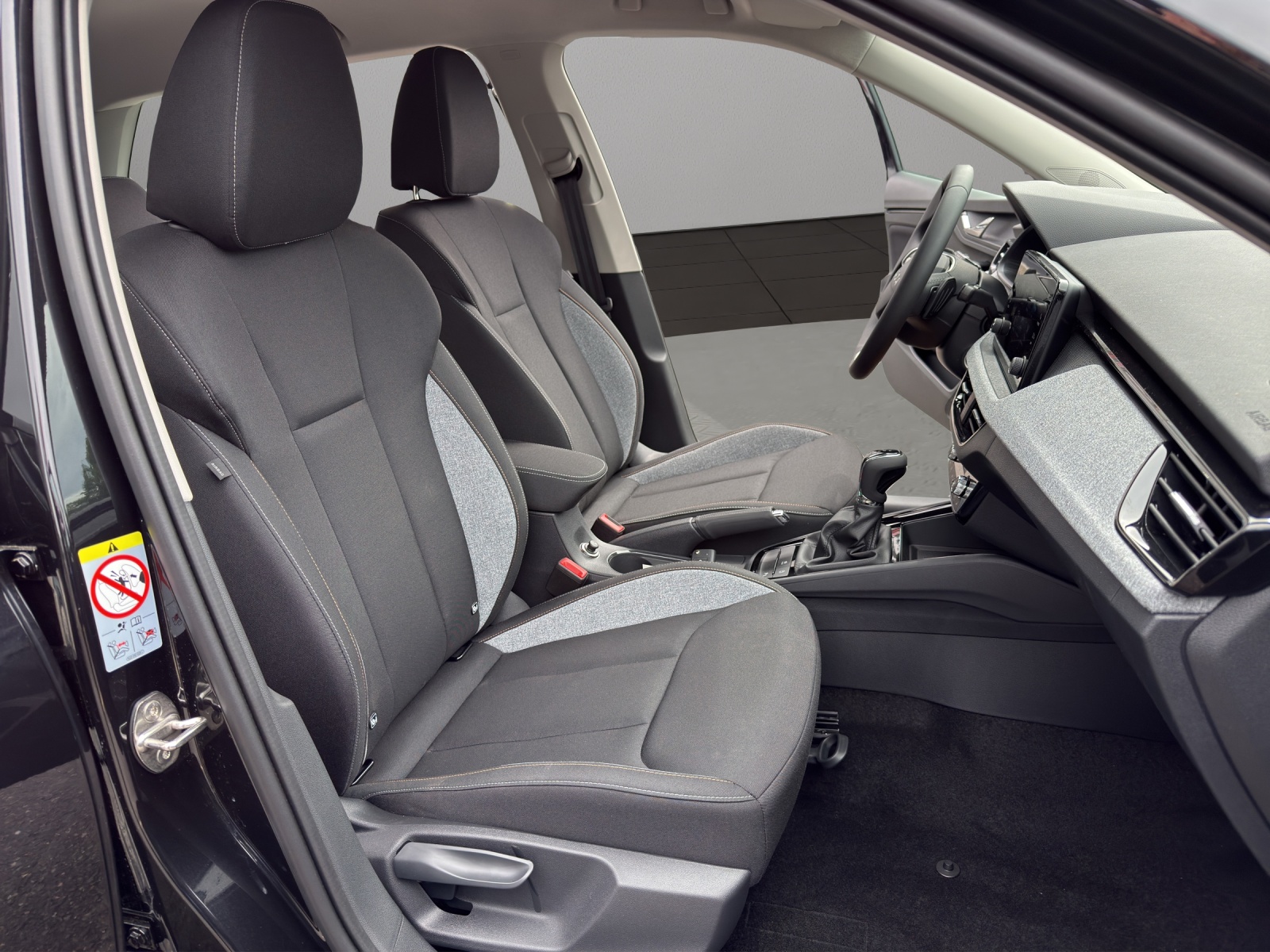 SKODA Kamiq 1.5 TSI Selection DSG-image-16