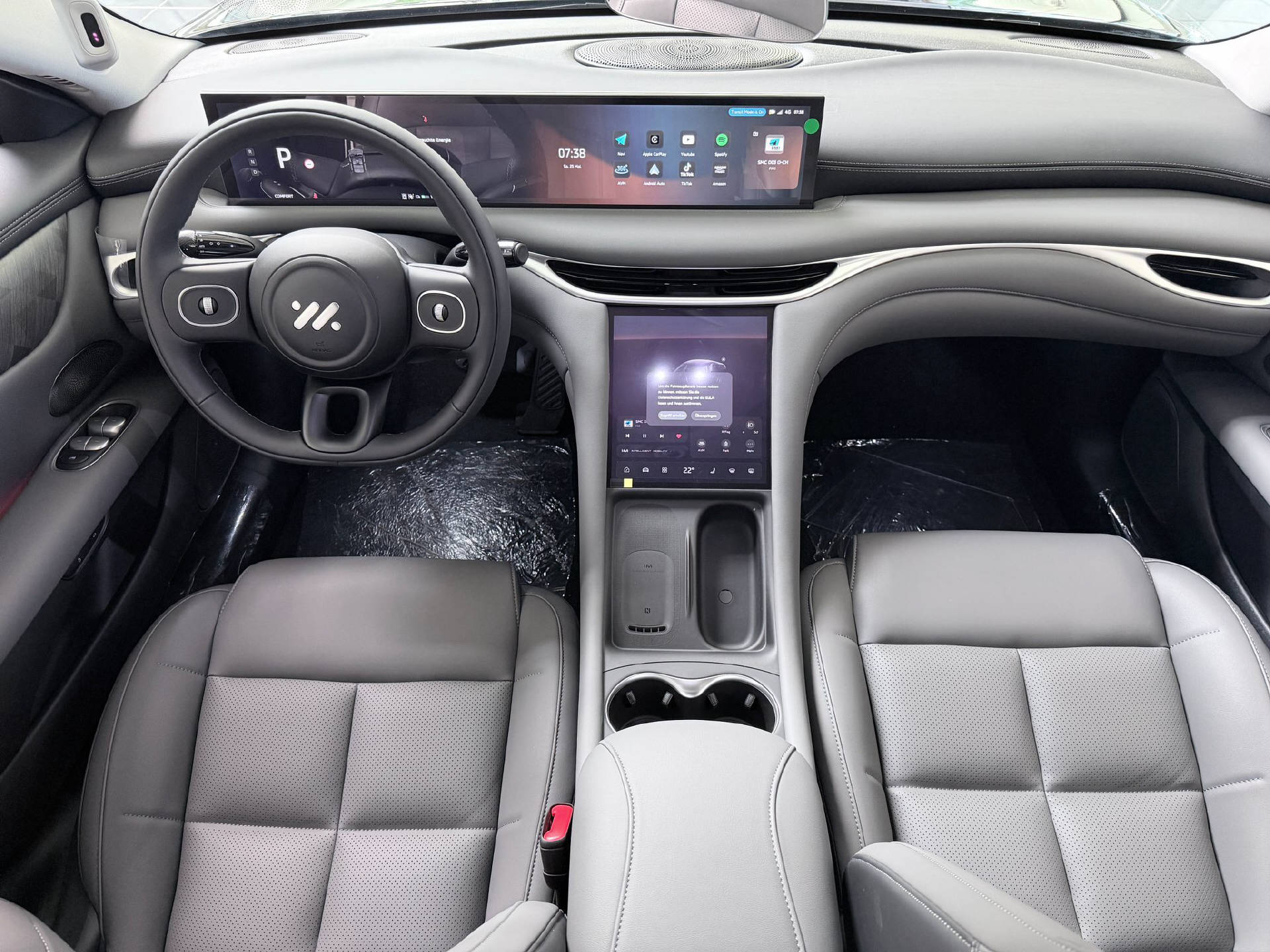 MG IM5 100 kWh Performance 20 4WD-image-8