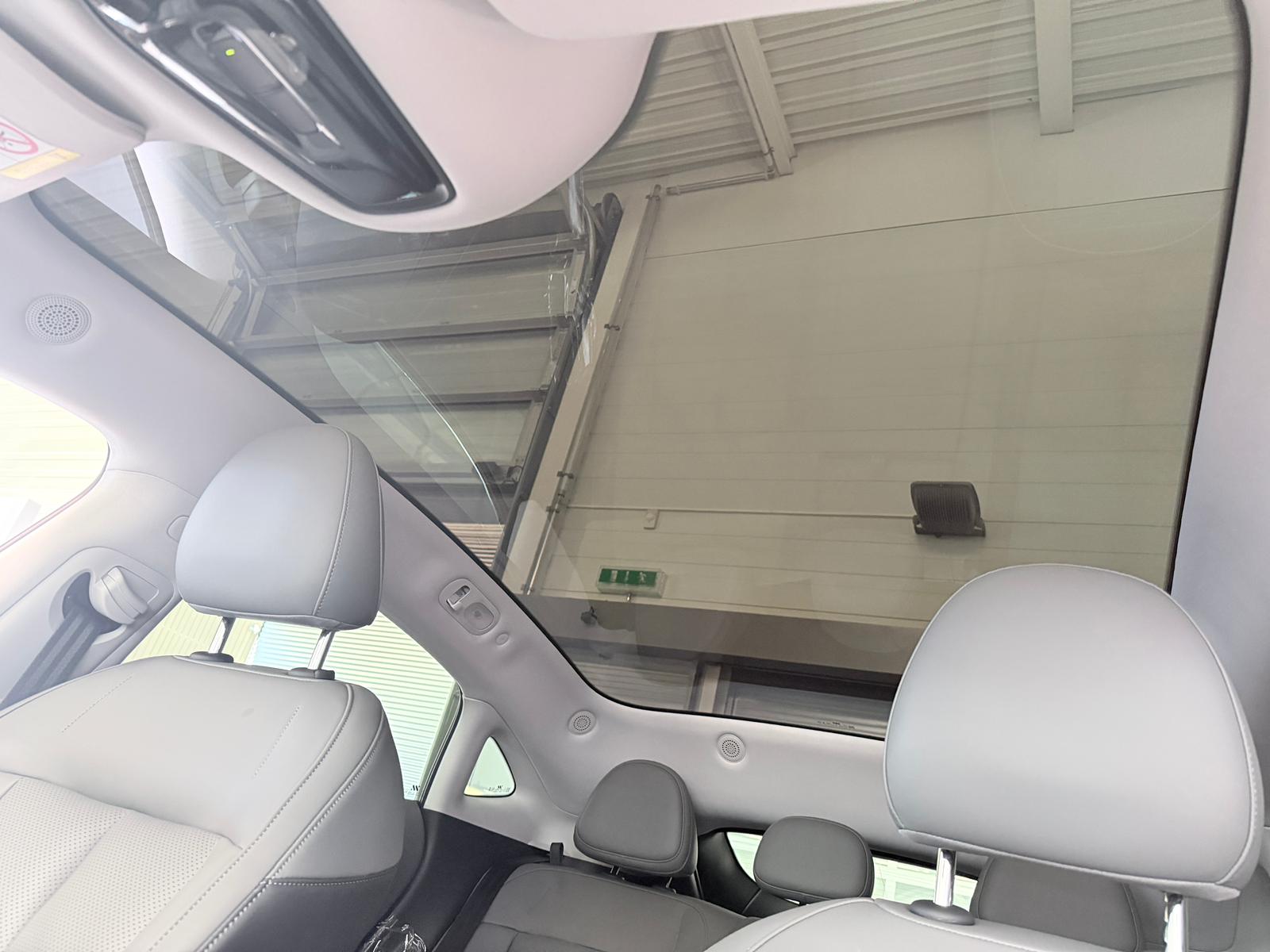 MG IM5 100 kWh Performance 20 4WD-image-10