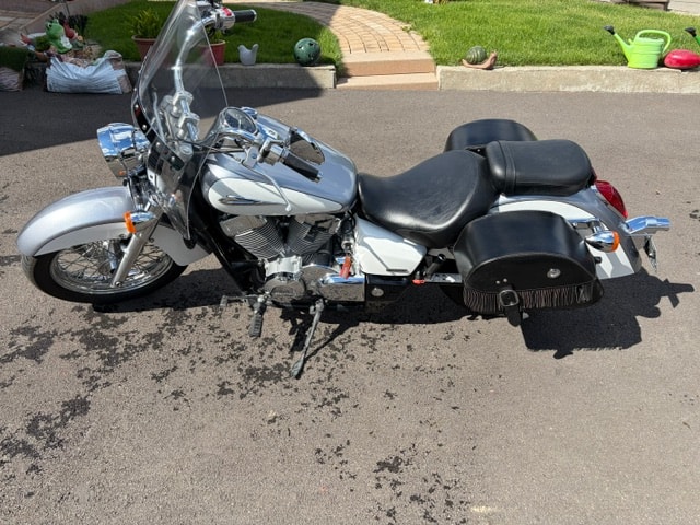 HONDA VT 750 CS Shadow ABS-image-1