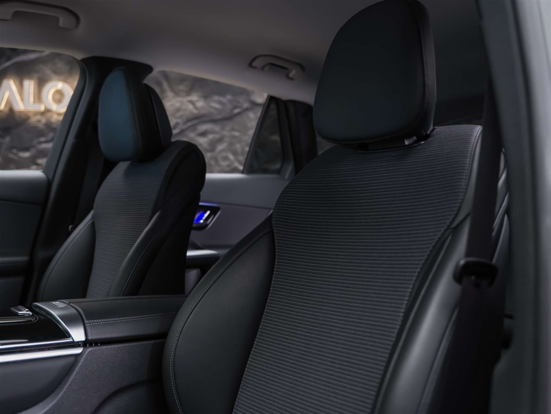 MERCEDES-BENZ GLC 200 Avantgarde 4matic *21" Felgen*Abstandsregler*Rückfahrkamera**-image-10