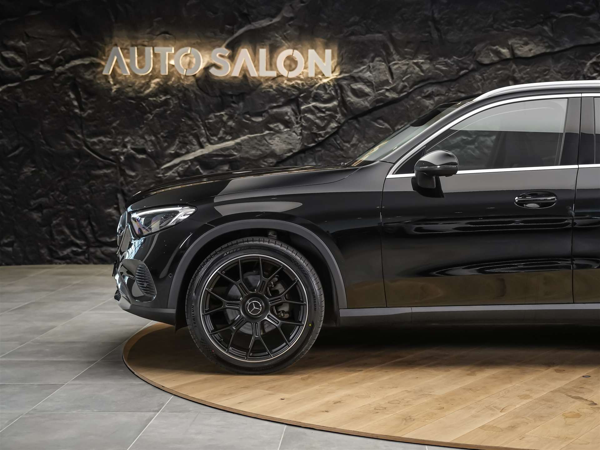 MERCEDES-BENZ GLC 200 Avantgarde 4matic *21" Felgen*Abstandsregler*Rückfahrkamera**-image-14