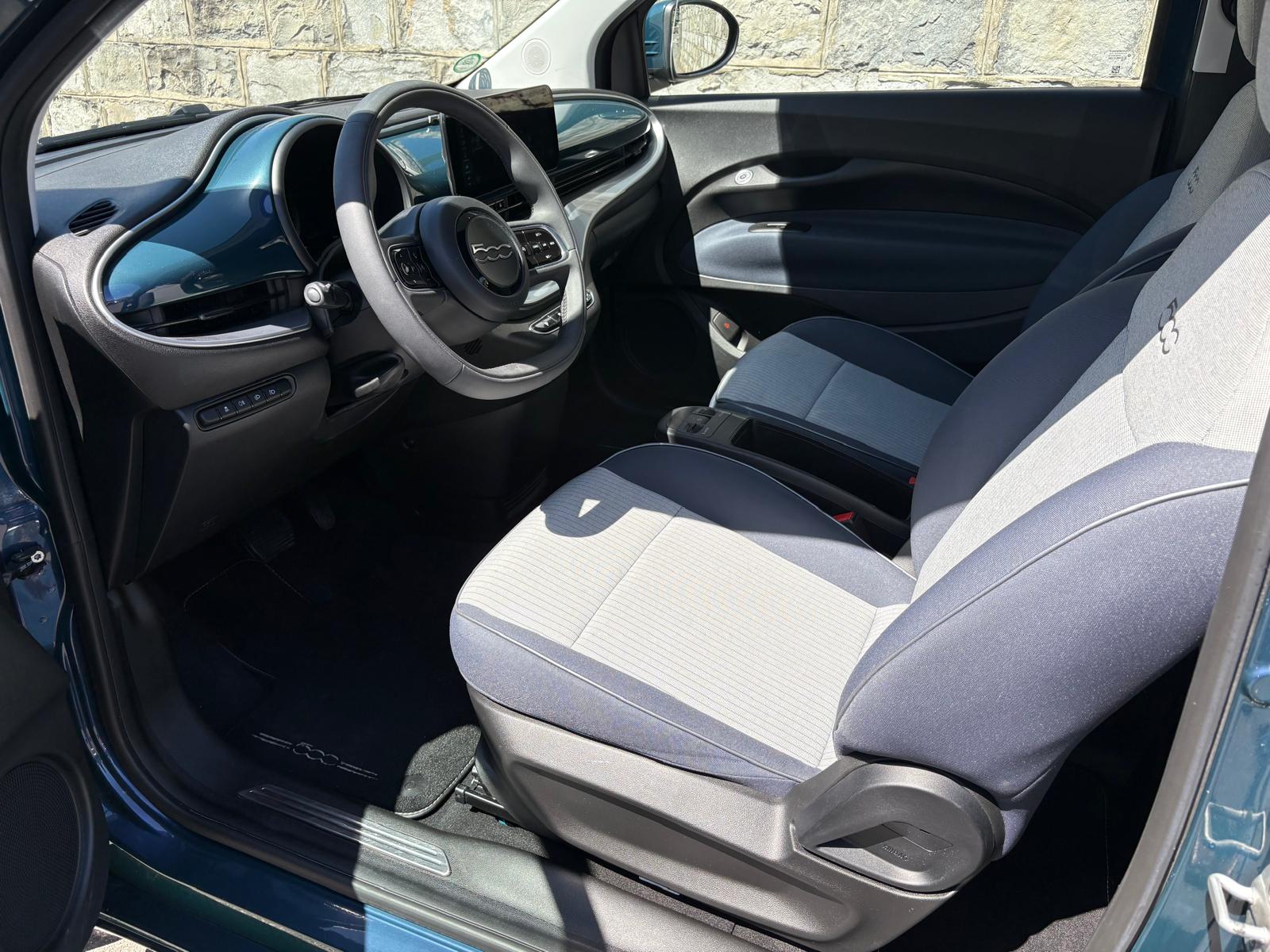 FIAT 500 C electric 87 kW Icon-image-5