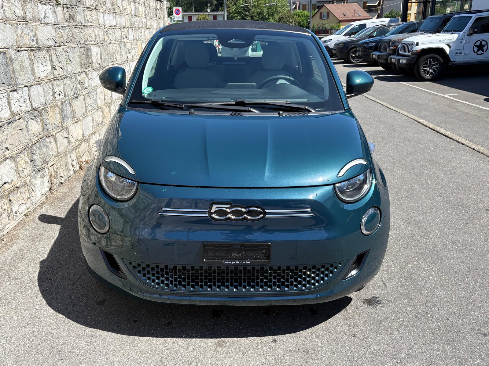 FIAT 500 C electric 87 kW Icon-showroom-element-3