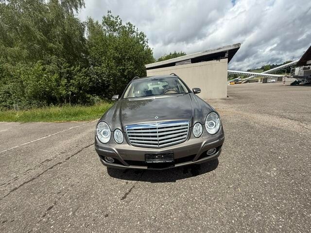 MERCEDES-BENZ E 280 Avantgarde 4Matic Automatic