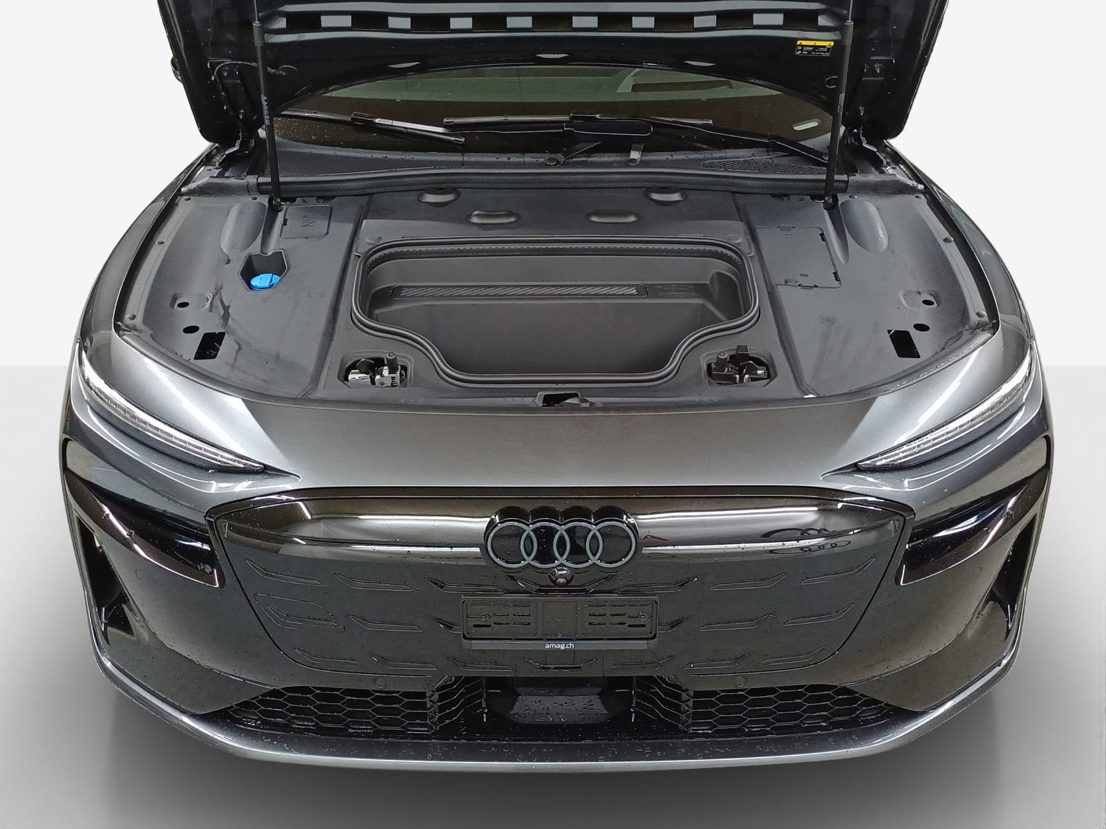 AUDI A6 Avant e-tron quattro-image-14