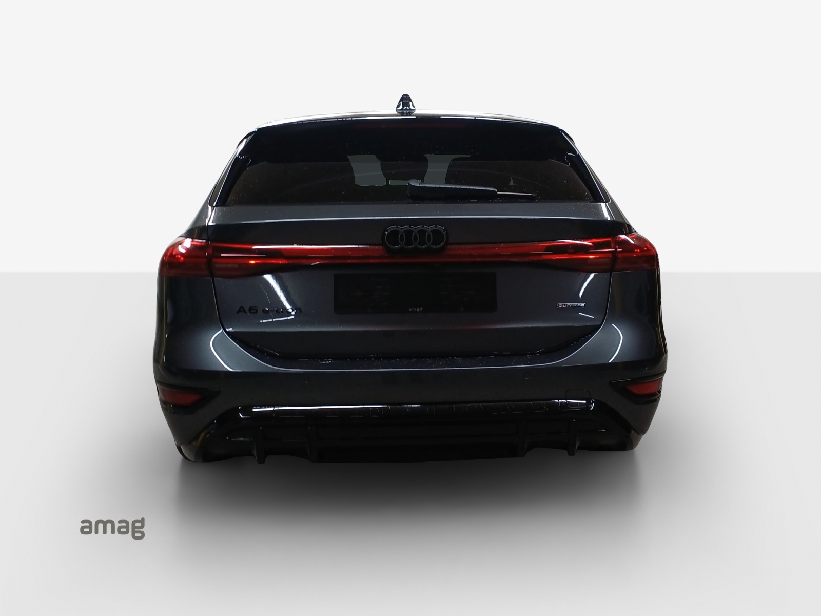 AUDI A6 Avant e-tron quattro-showroom-element-3
