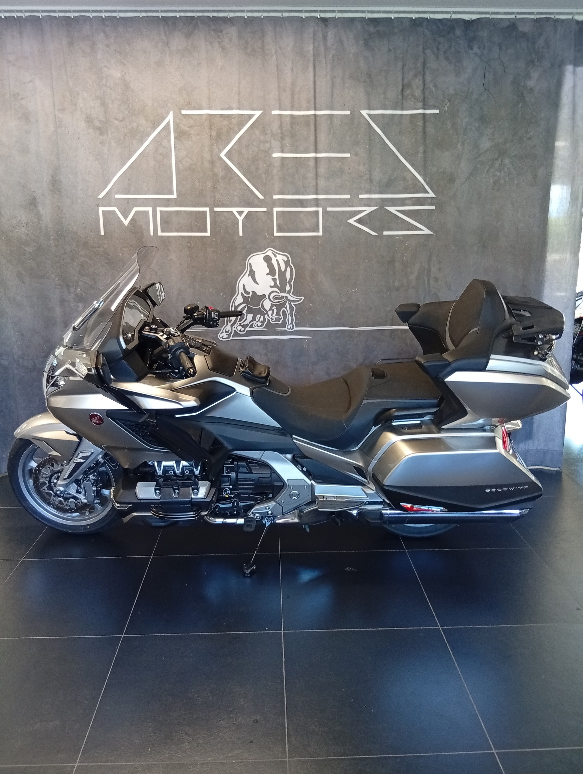 HONDA GL 1800 DA DCT Goldwing-image-3