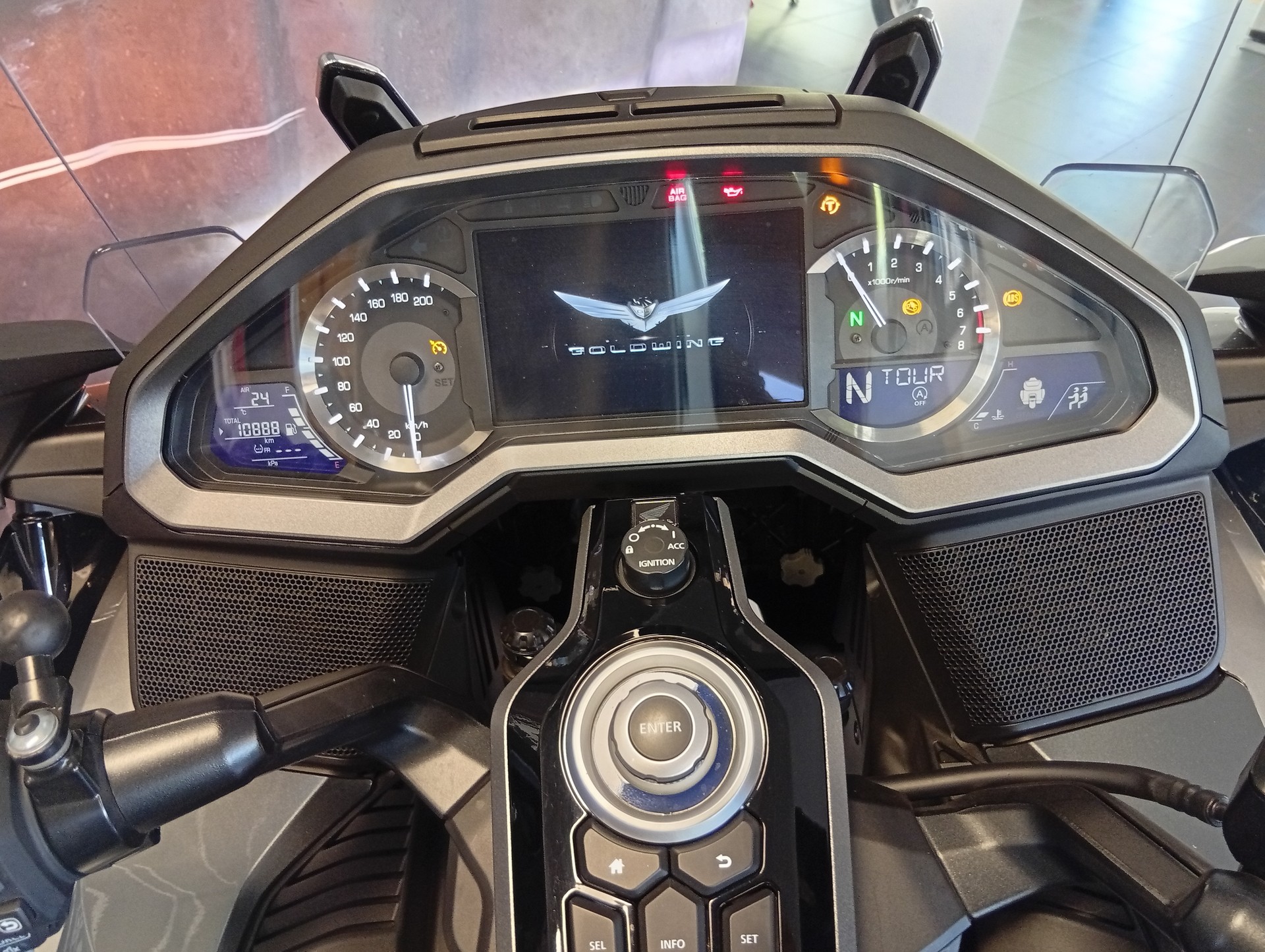 HONDA GL 1800 DA DCT Goldwing-image-7