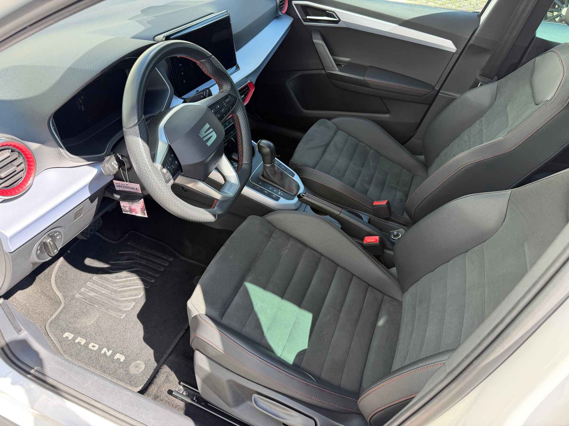 SEAT Arona 1.5 Eco TSI FR DSG-image-9