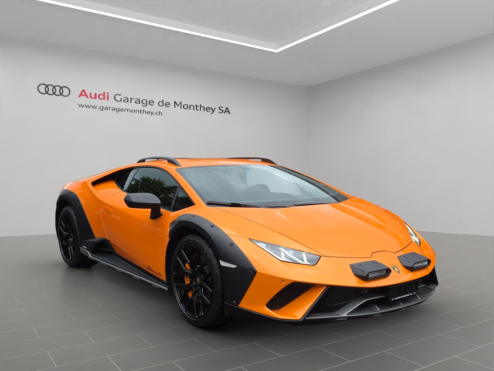 LAMBORGHINI Huracan Sterrato 1 of 1499 LP610-4 Coupé DCT-image-2