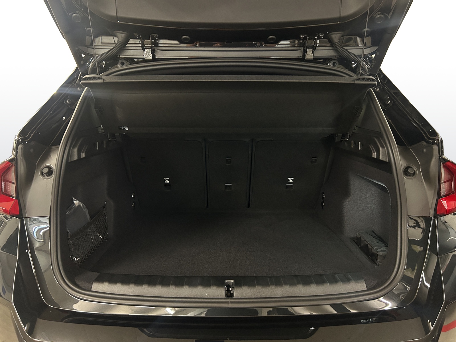 BMW X1 xDrive M35i M Sport Pro-image-18