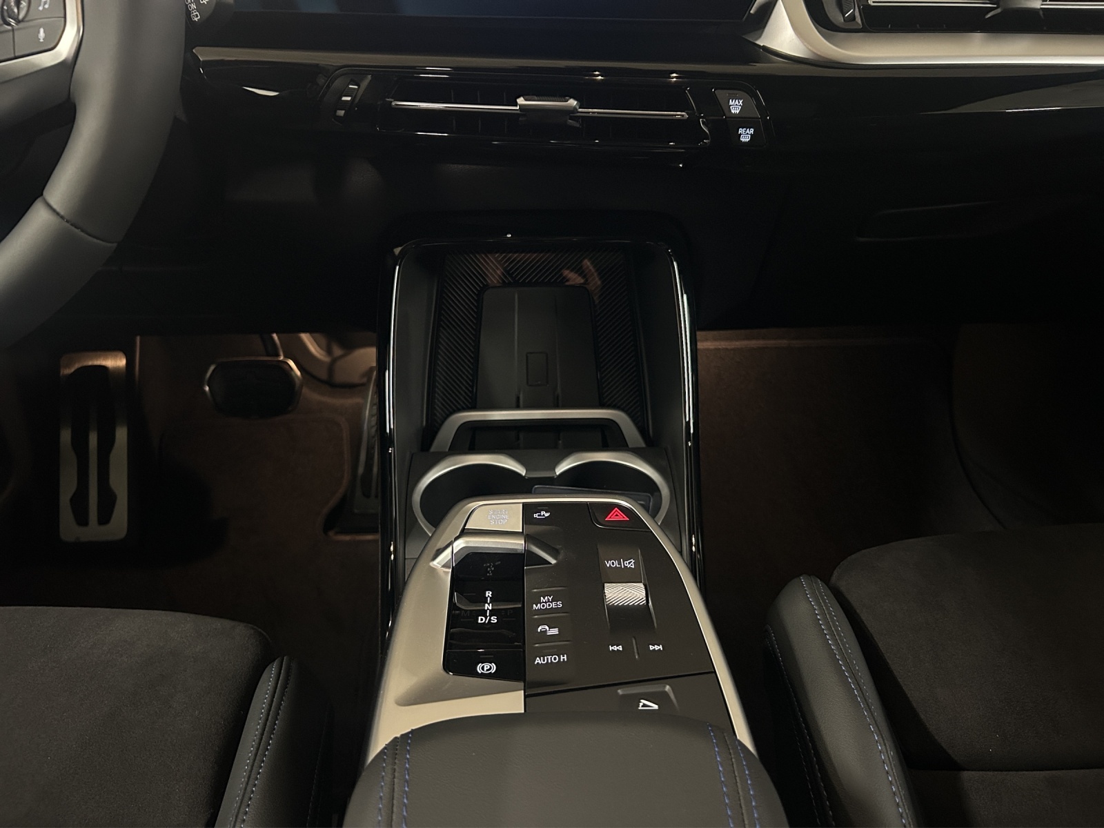 BMW X1 xDrive M35i M Sport Pro-image-12