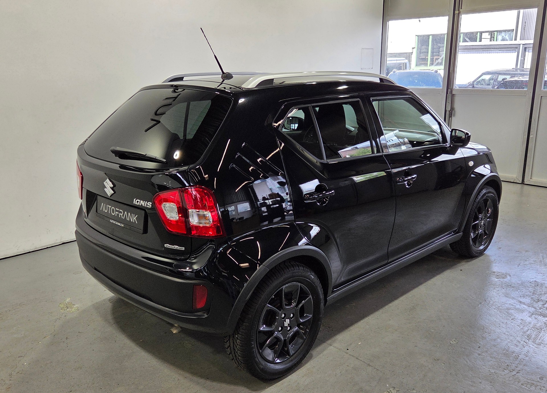 SUZUKI Ignis 1.2 Compact+ 4x4-image-18