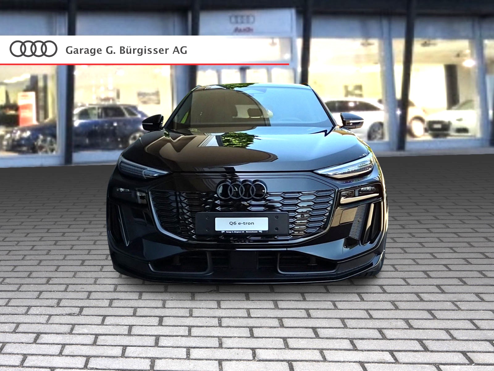 AUDI Q6 e-tron quattro Mythosschwarz Metallic-showroom-element-1