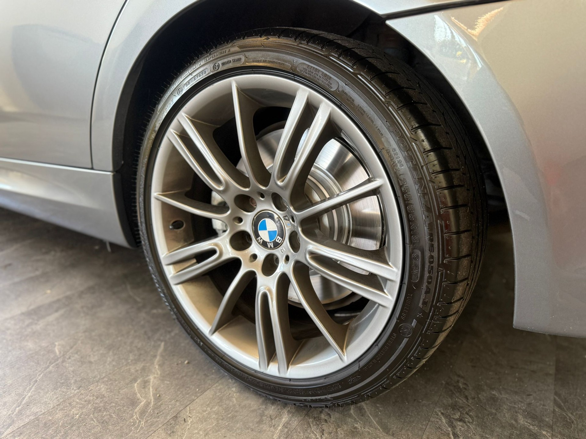 BMW 330d xDrive Touring Steptronic-image-10