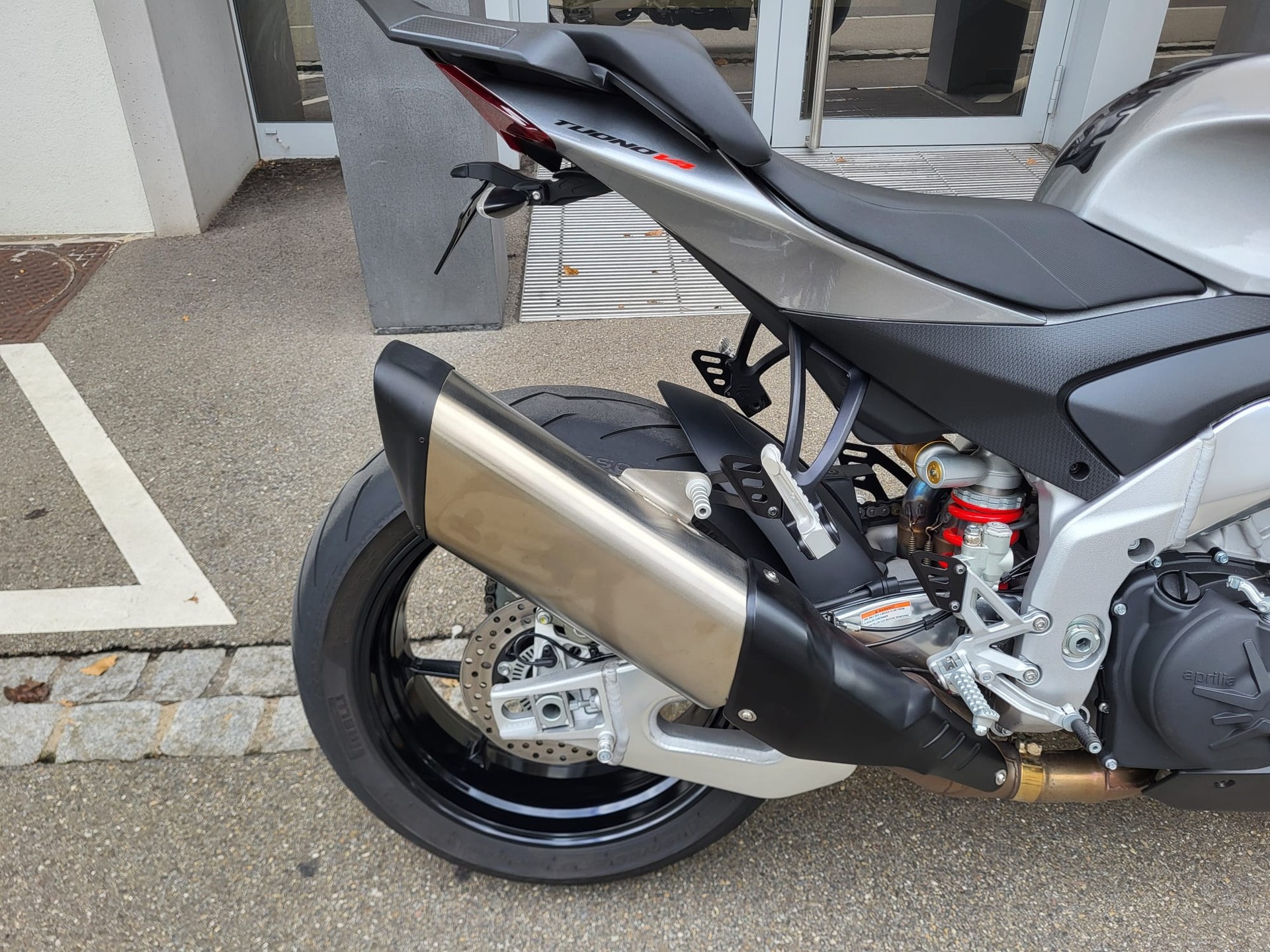 APRILIA Tuono V4 1100 GT-image-8