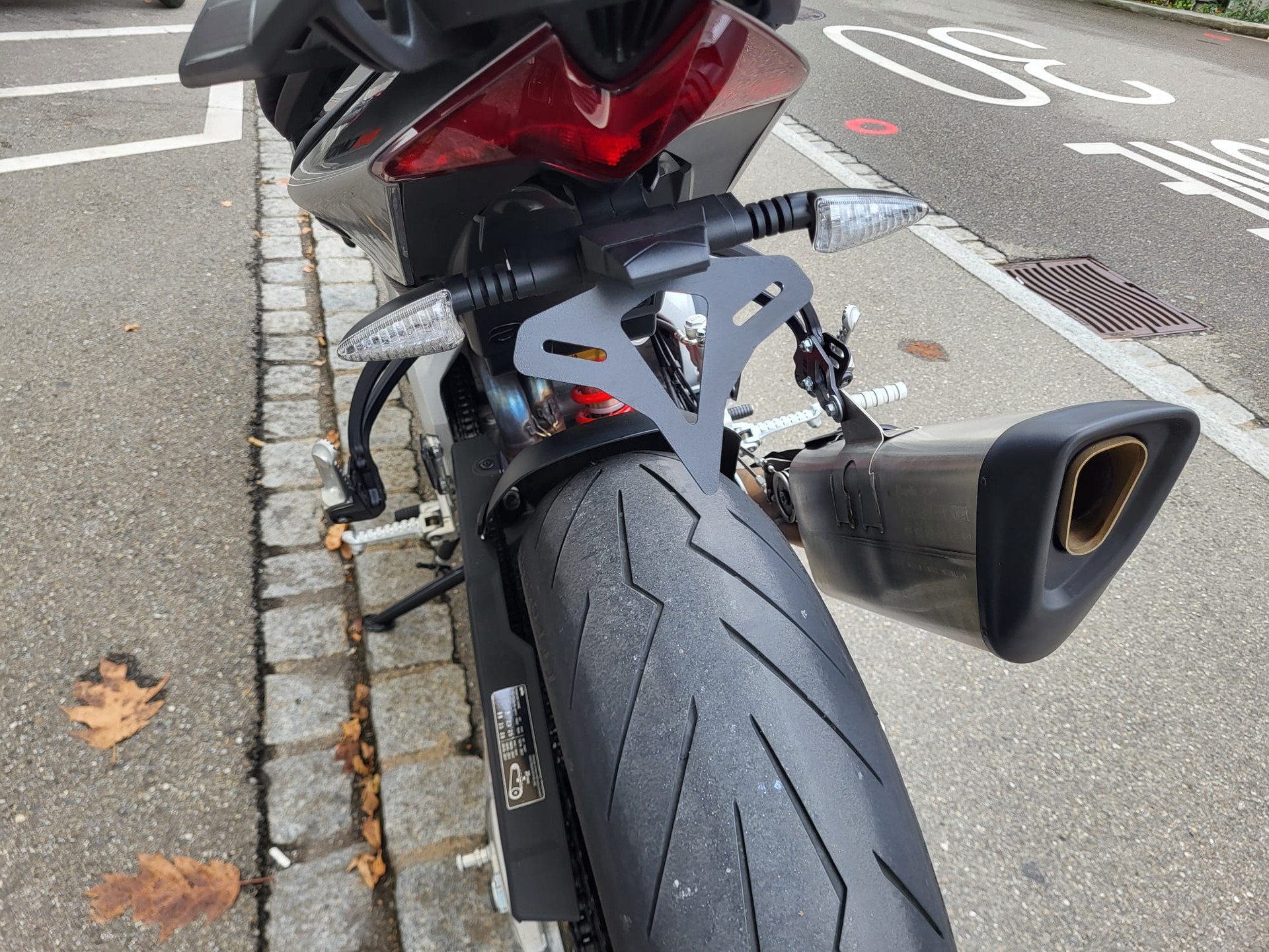 APRILIA Tuono V4 1100 GT-image-9