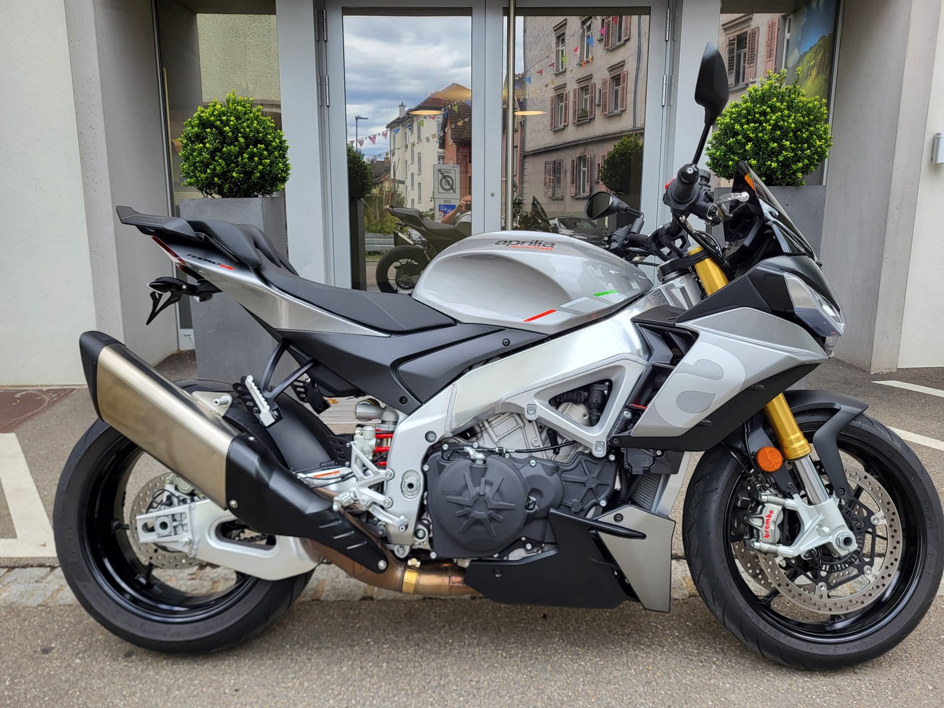 APRILIA Tuono V4 1100 GT