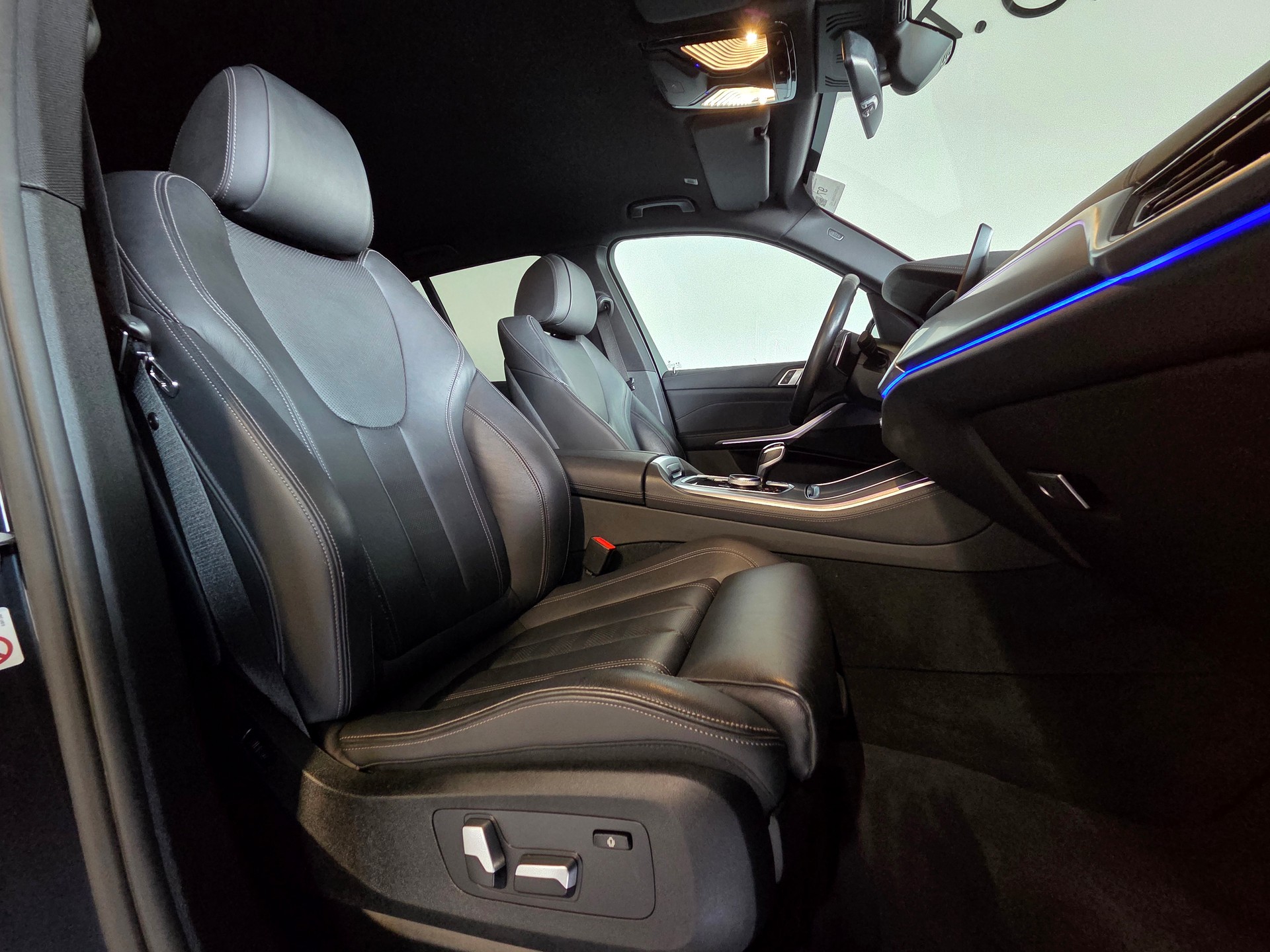 BMW X5 30d xDrive M-Sport-image-4