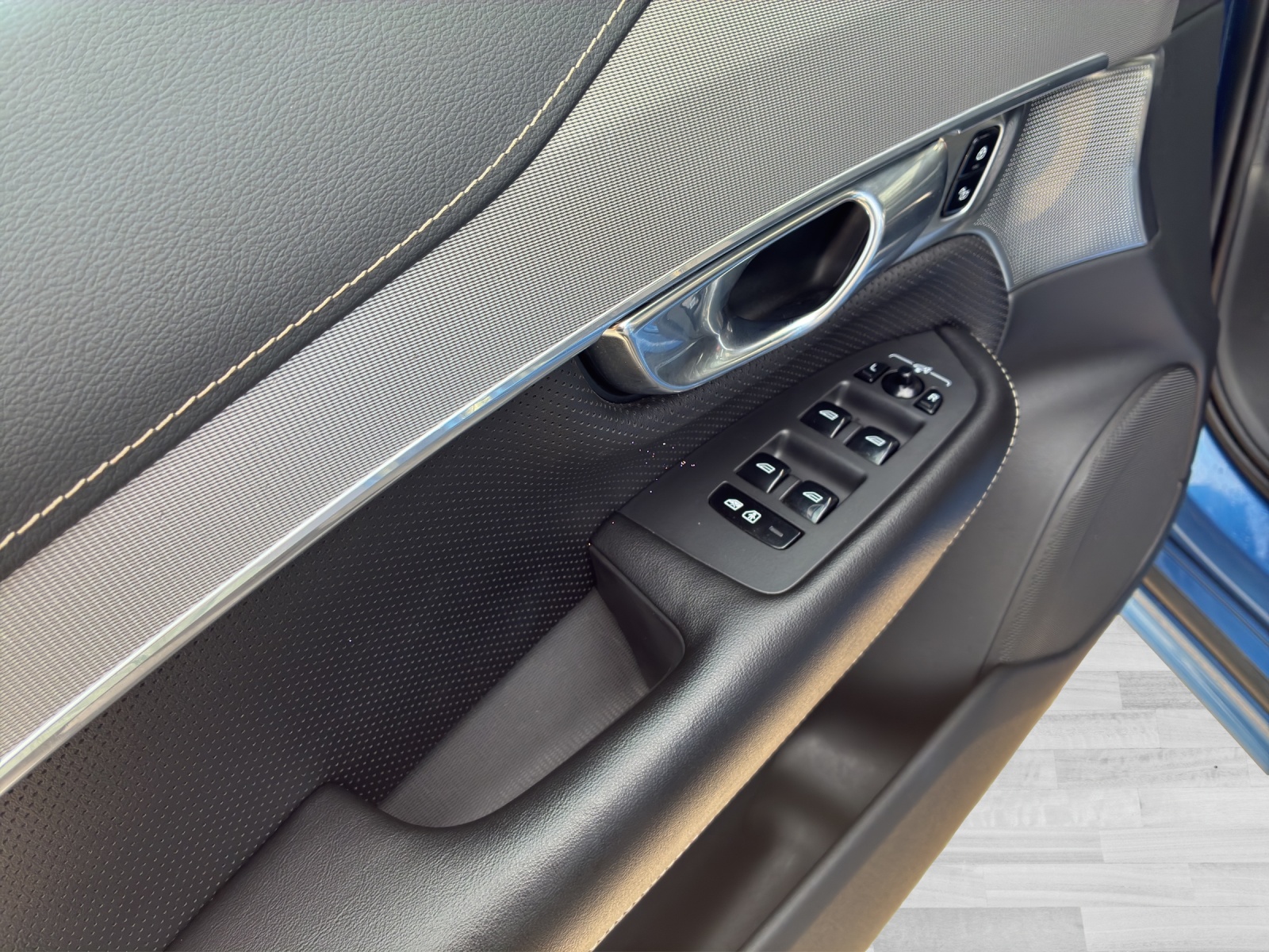 VOLVO XC90 2.0 T8 TE R-Design 7P. AWD-image-16