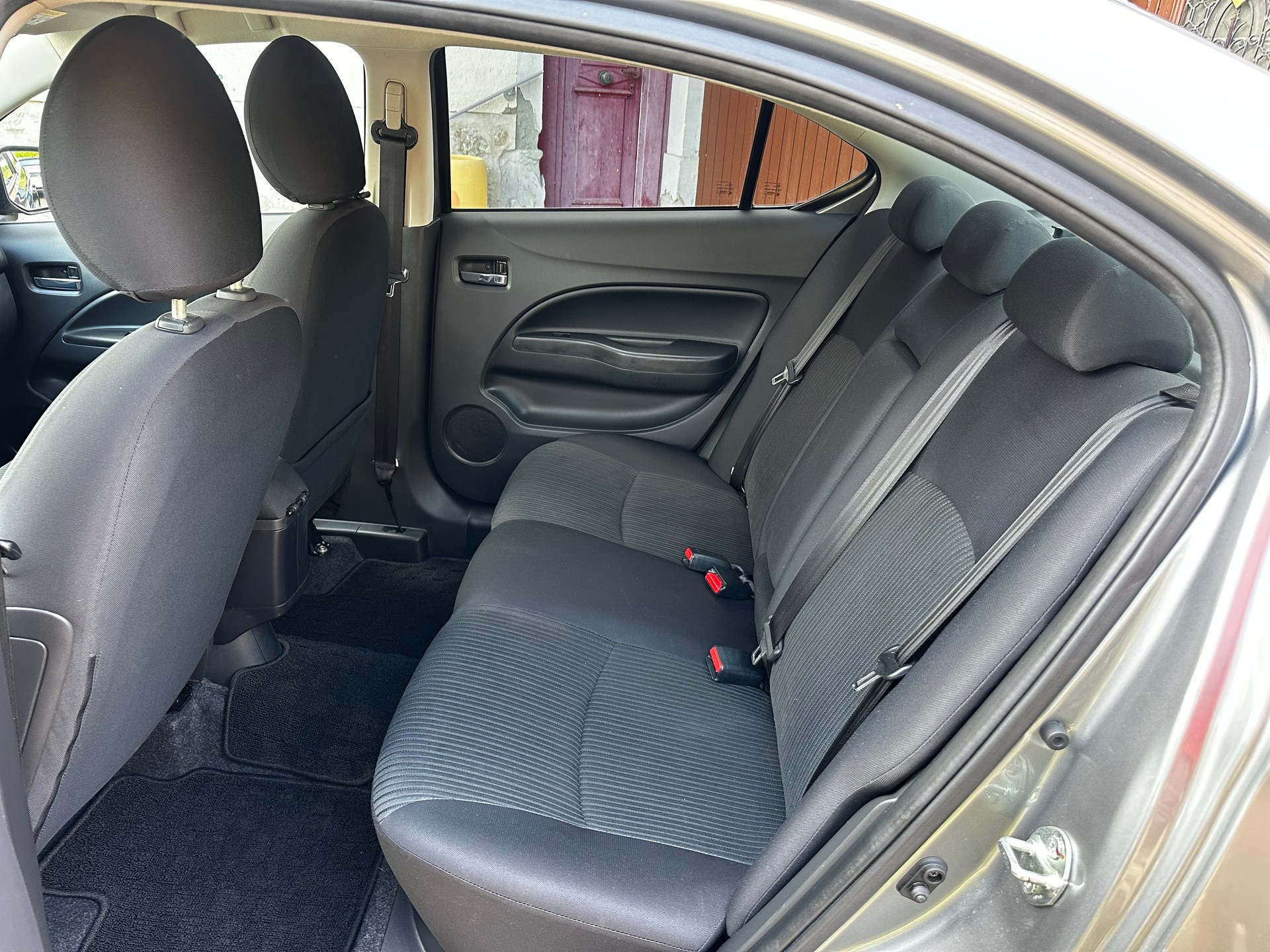 MITSUBISHI Attrage 1.2 Intense-image-6