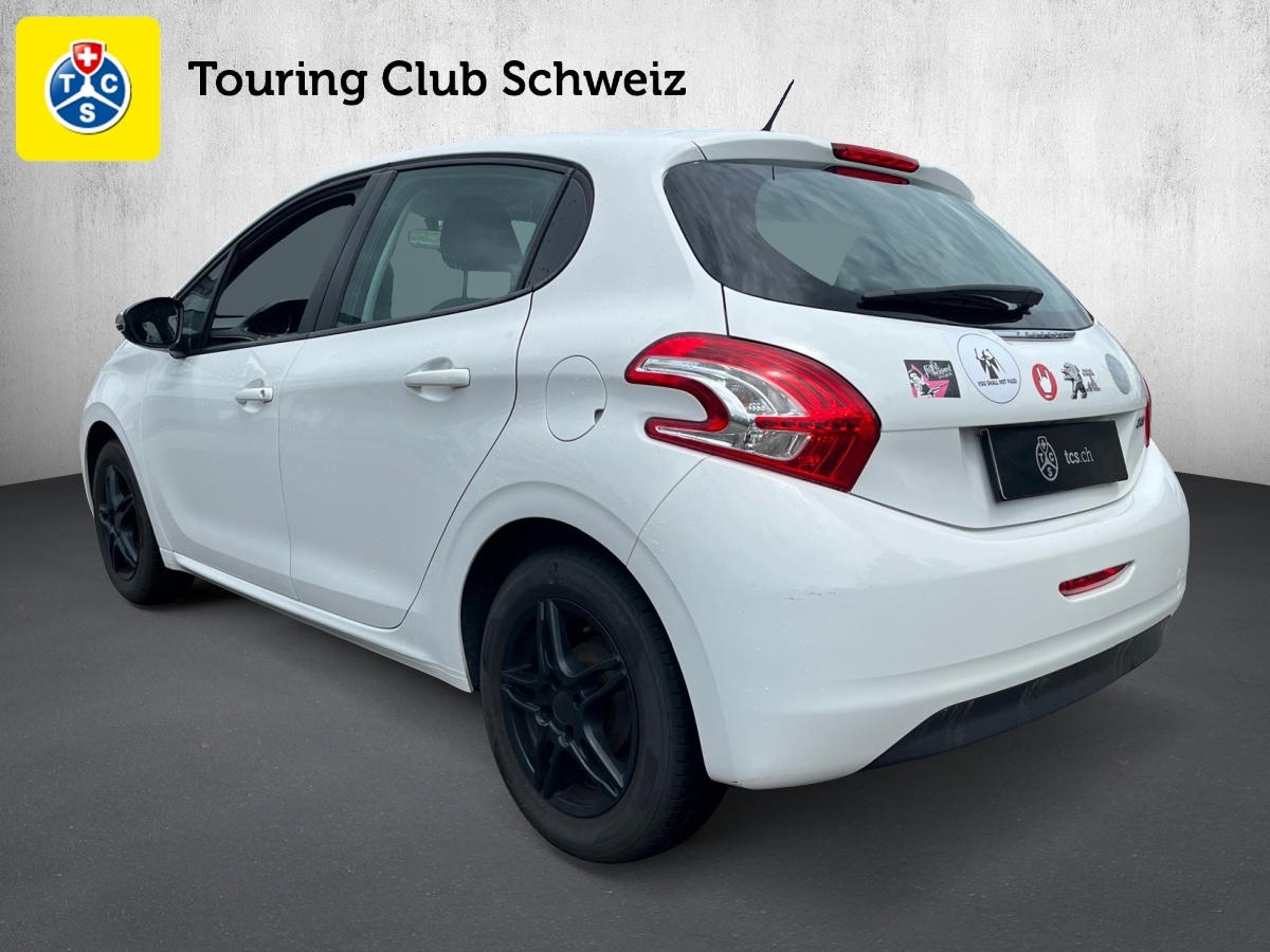 PEUGEOT 208 1.2 PureTech Active-image-2