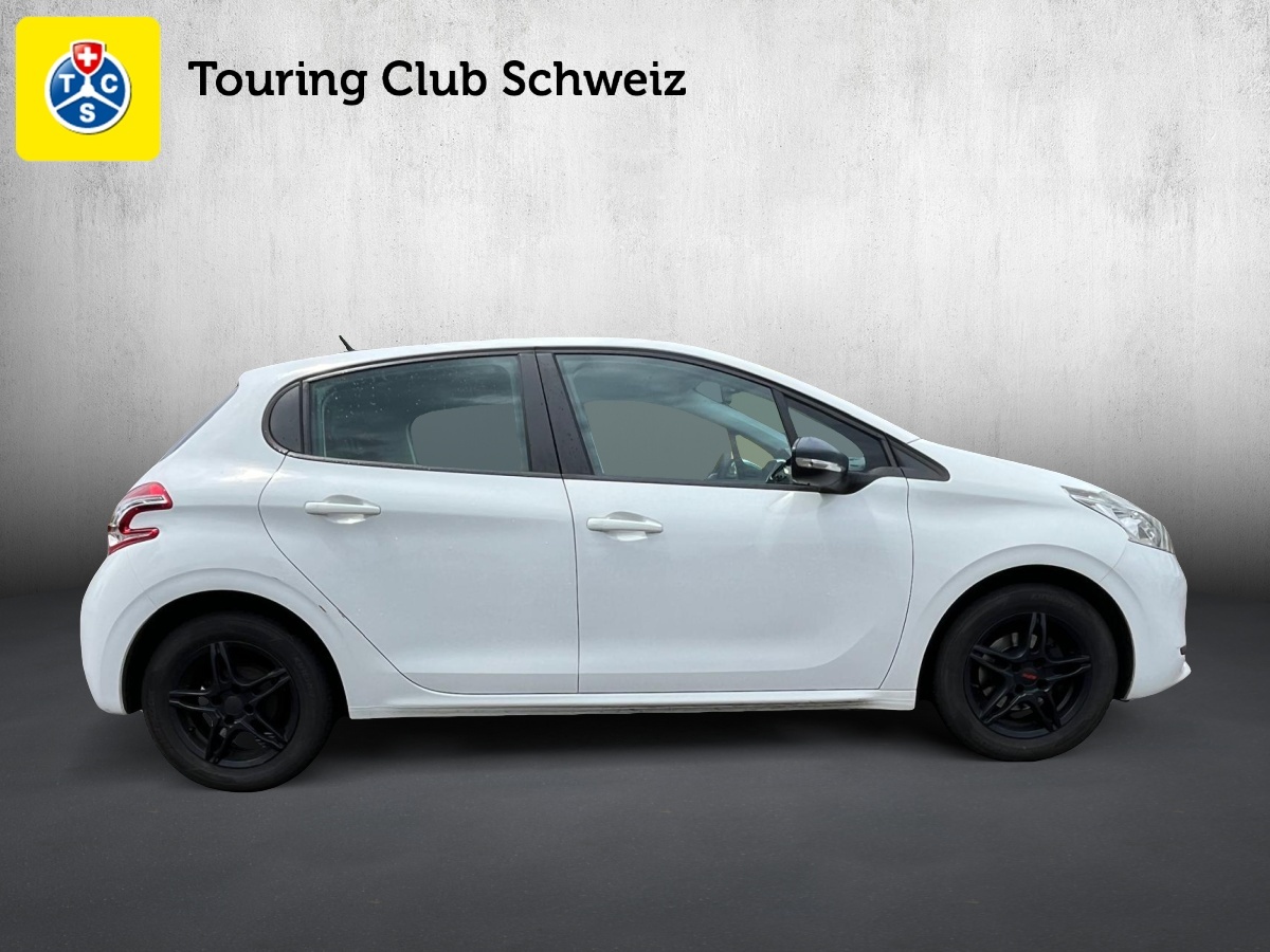 PEUGEOT 208 1.2 PureTech Active-image-4