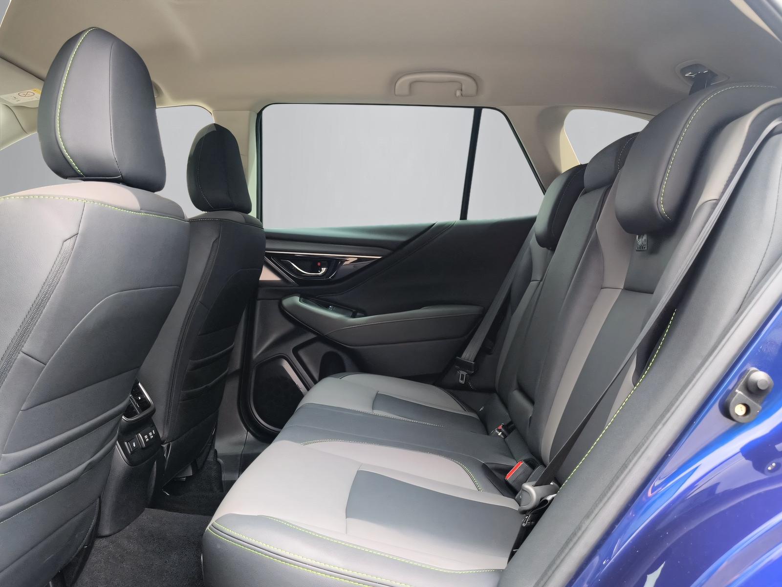 SUBARU Outback 2.5i Crossroad-image-9