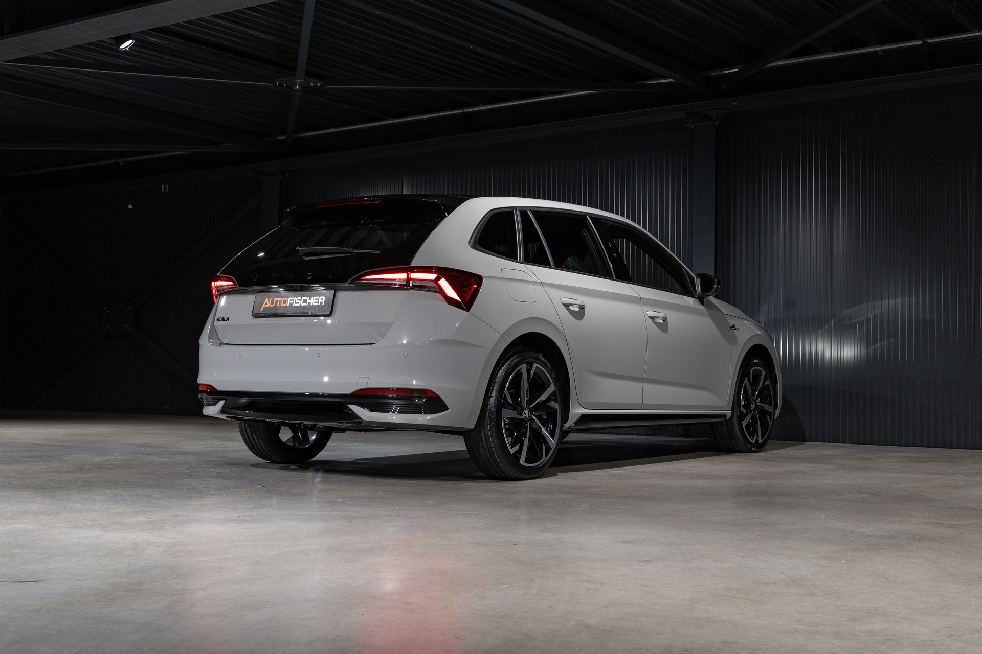 SKODA Scala 1.5 TSI Monte Carlo DSG-image-8