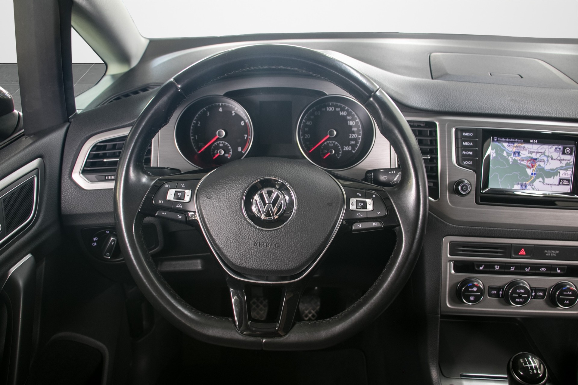 VW Golf Sportsvan 1.4 TSI Comfortline-image-4