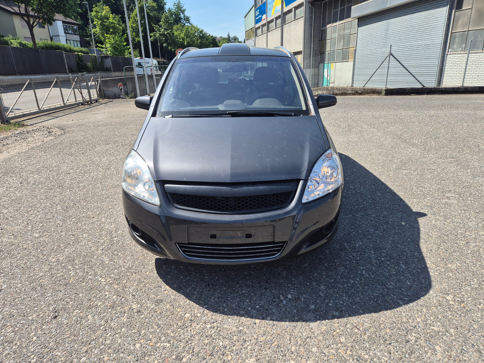 OPEL Zafira 2.2i 16V Enjoy