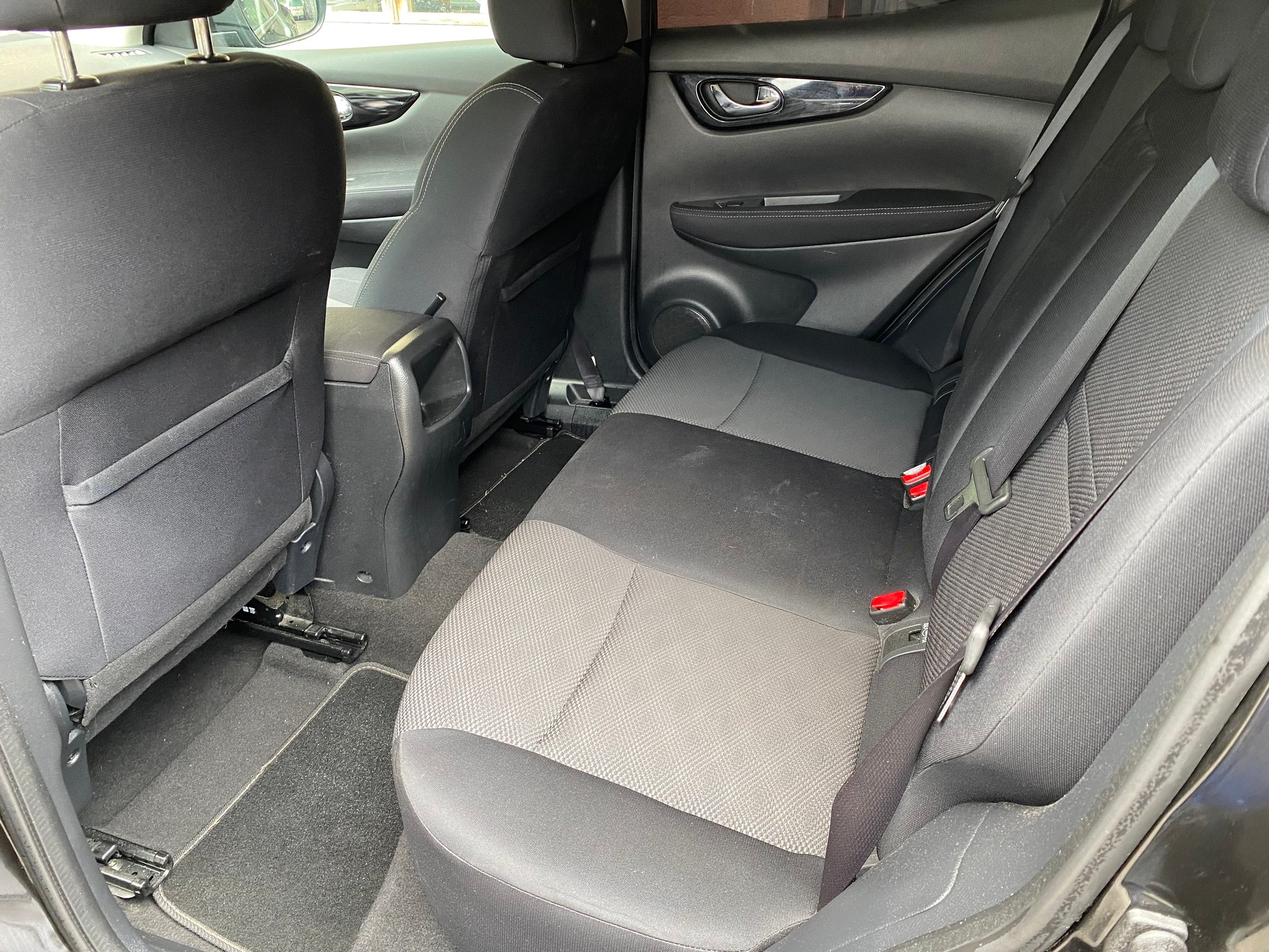 NISSAN Qashqai 1.6 dCi 360° ALL-MODE 4x4-image-7