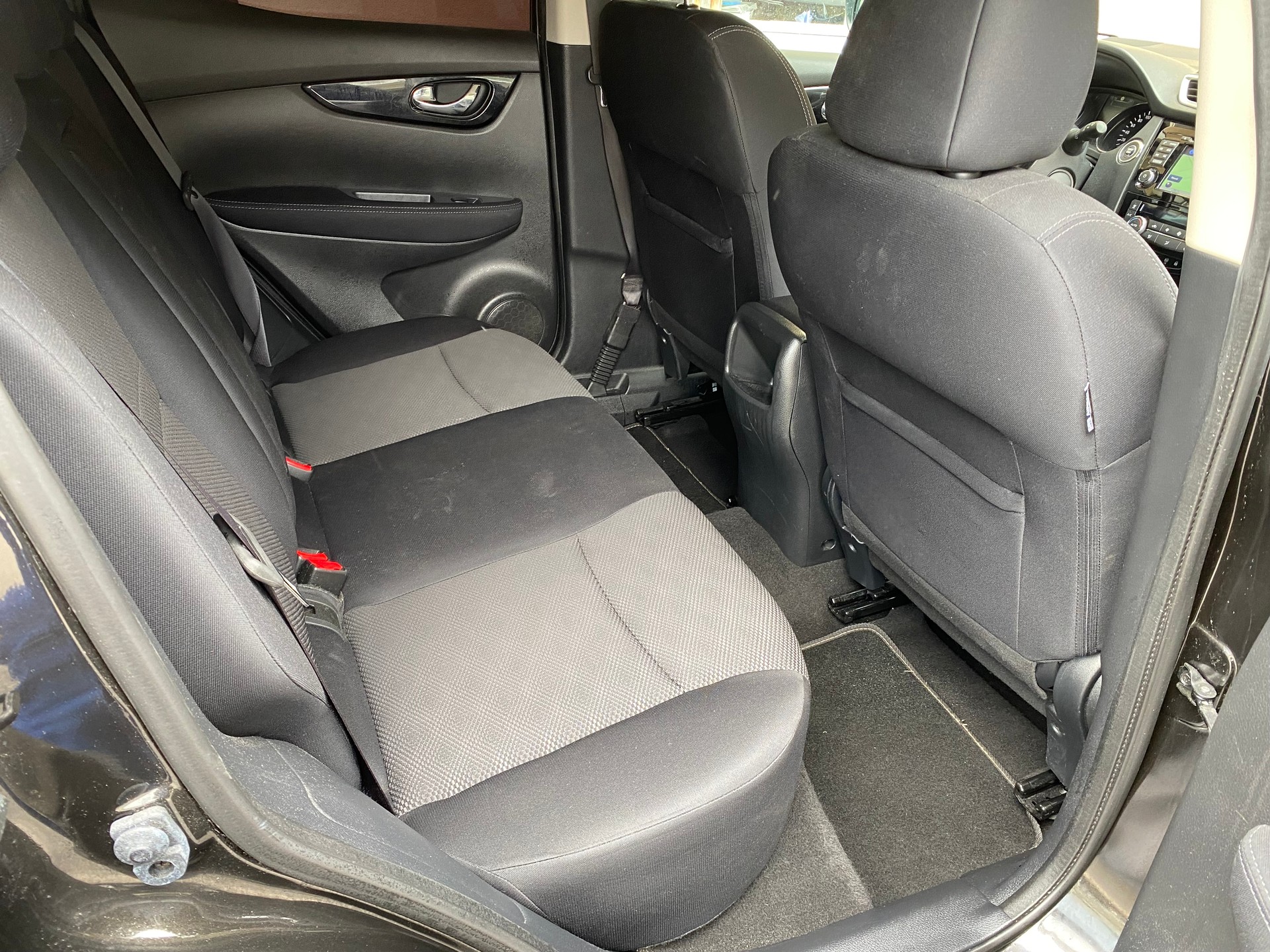 NISSAN Qashqai 1.6 dCi 360° ALL-MODE 4x4-image-8