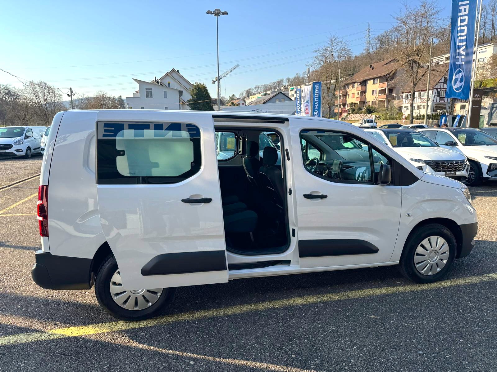 OPEL Combo 1.5 Crew XL EN A-showroom-element-2