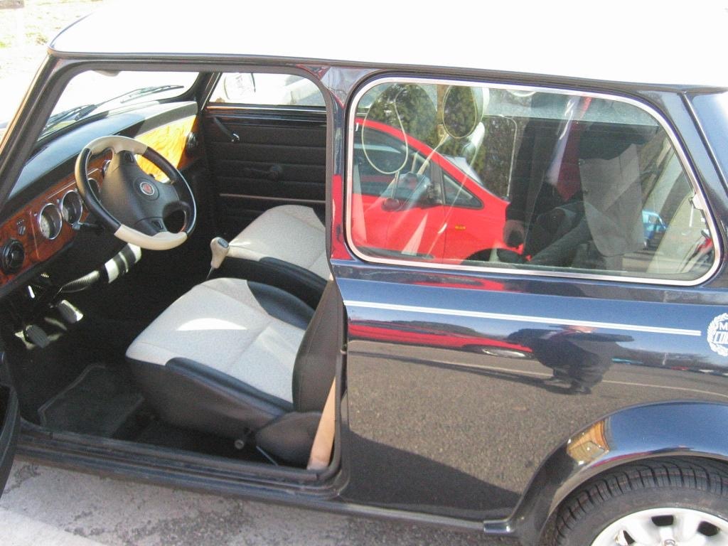 MINI 1.3i Cooper-image-3