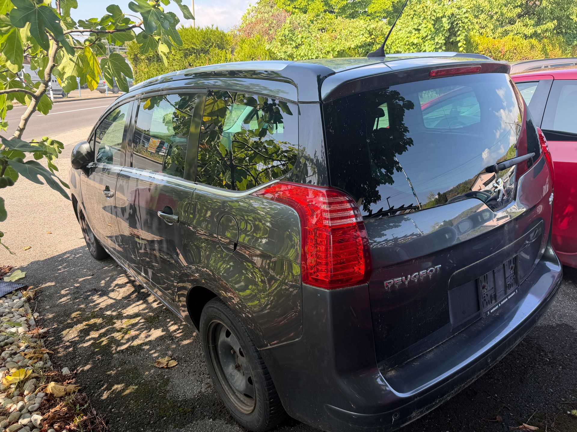 PEUGEOT 5008 2.0 HDI Sport Pack Automatic-image-4