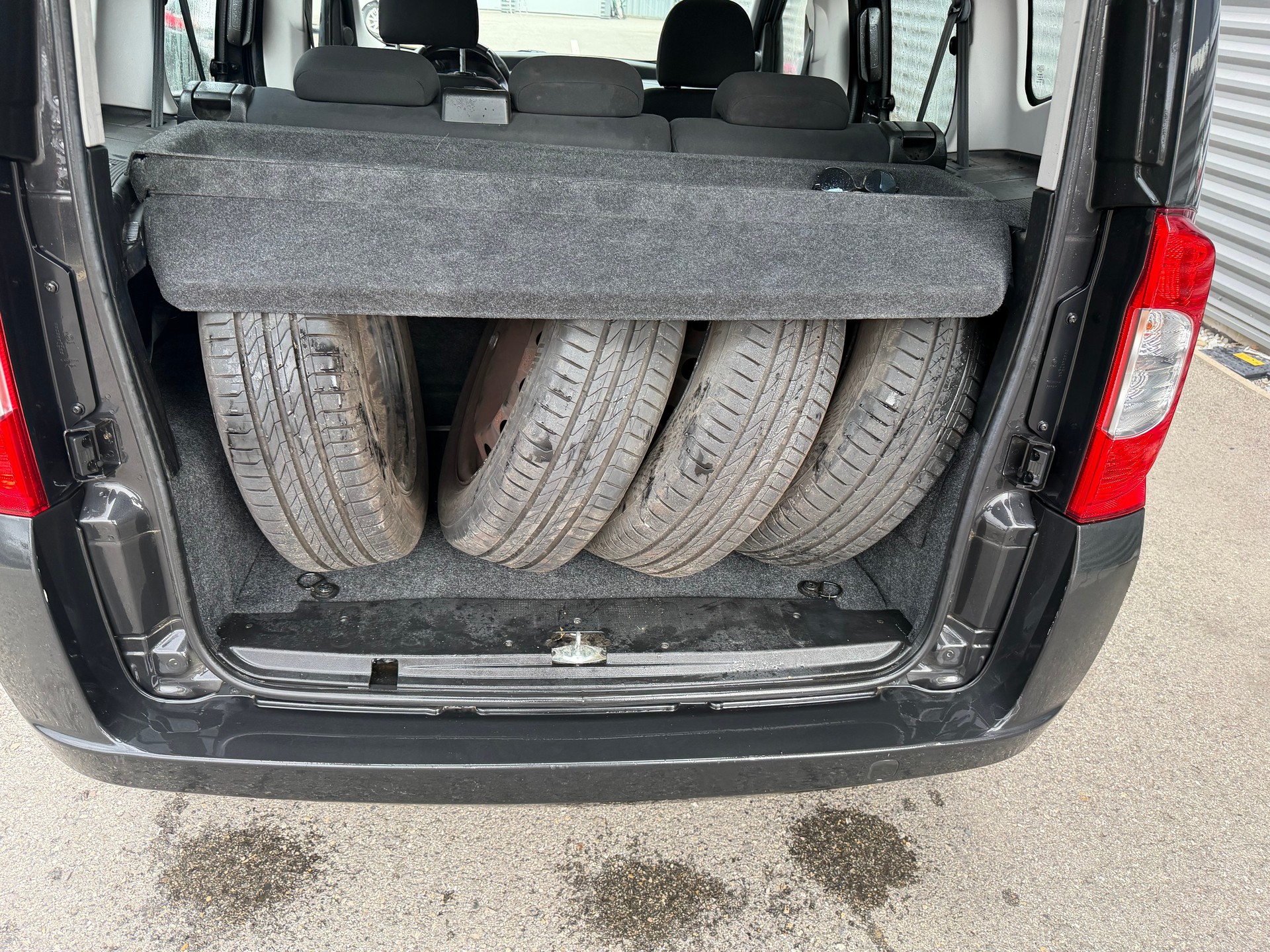 FIAT Qubo 1.3 JTD Active-image-10