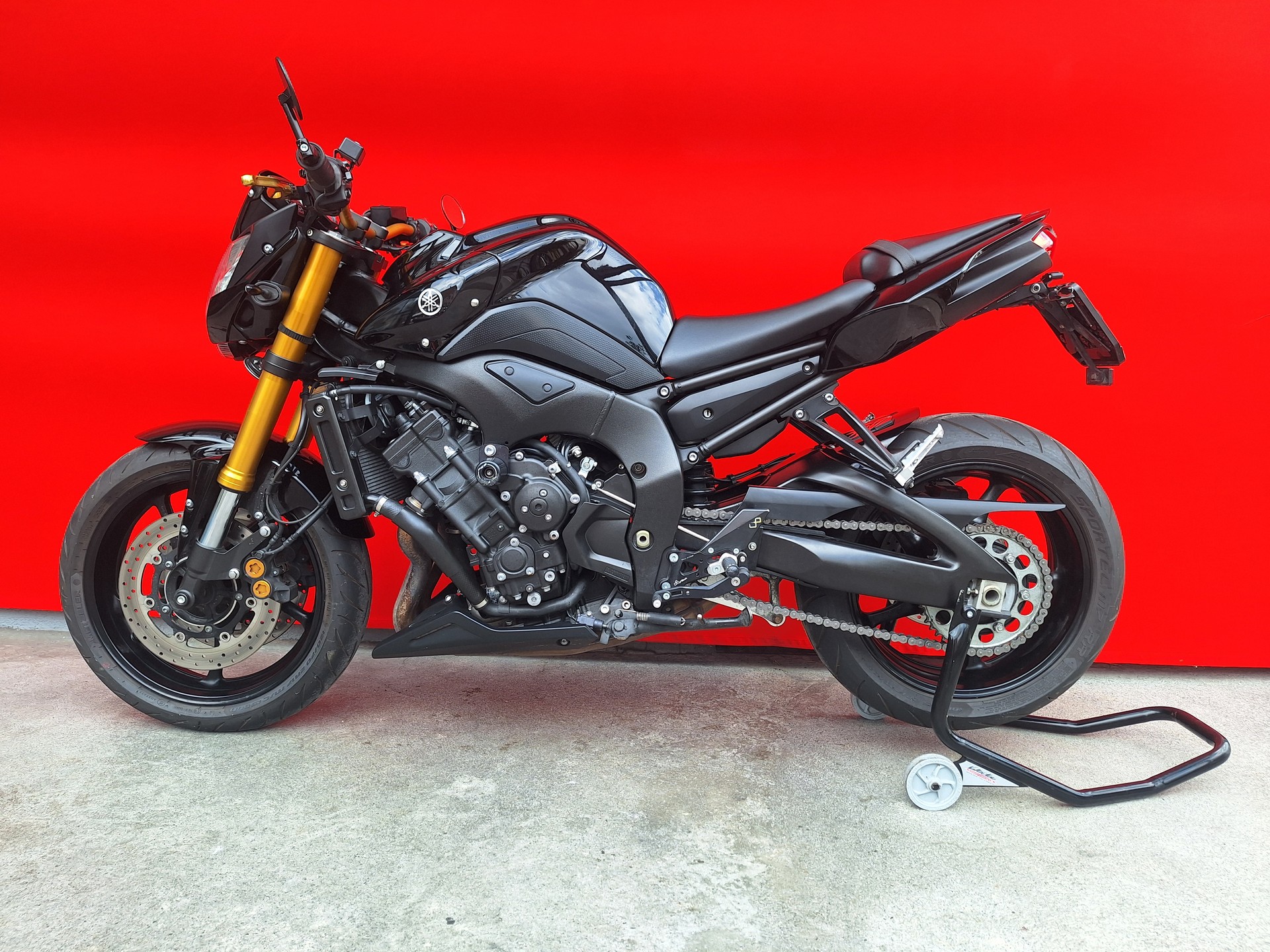 YAMAHA FZ8 N ABS-image-2