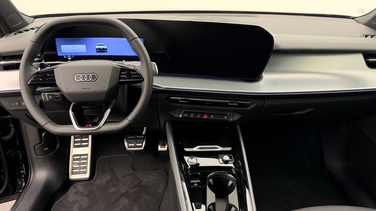 AUDI Q3 SUV TFSI quattro 195 kW S tronic-image-5